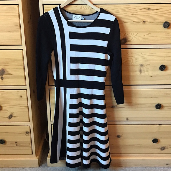 Eliza J Black and White Striped Dress Size Medium - Picture 2 of 8